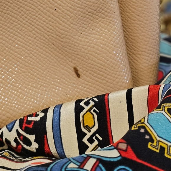 Coach “Lillie” Carryall - Picture 4 of 5